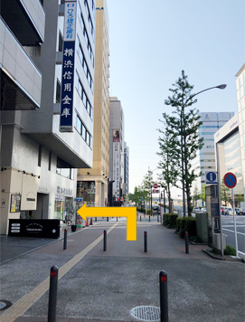 【画像】横浜市営地下鉄の8番出口を出たところ